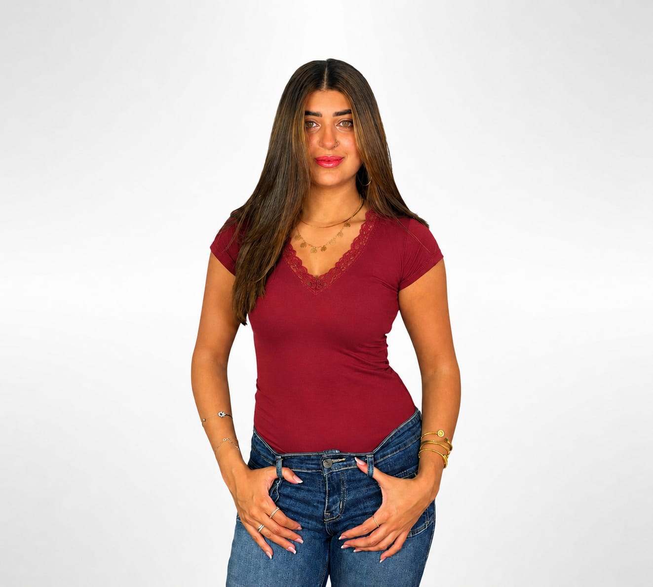 Burgundy V-neck dentelle top