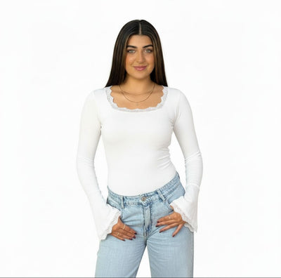 Dentelle square neck top