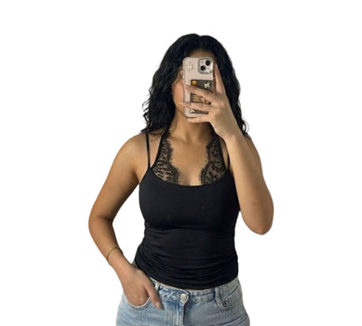 NOIR-DENTELLE TOP